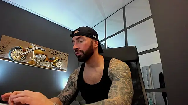 AronGrant online show from March 8, 2025, 9:06 am