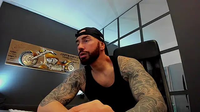 AronGrant online show from March 9, 2025, 9:24 am