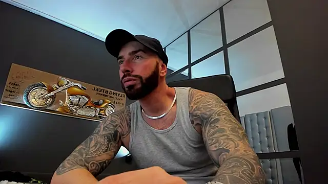 AronGrant online show from March 19, 2025, 8:23 am