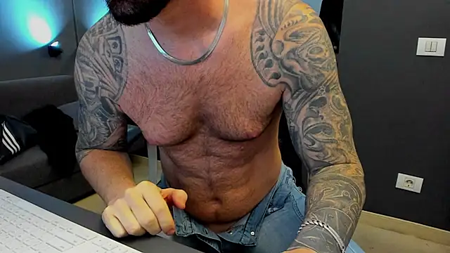 AronGrant online show from November 27, 2025, 10:17 am