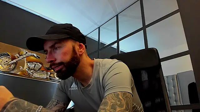 AronGrant online show from February 25, 2026, 10:03 am