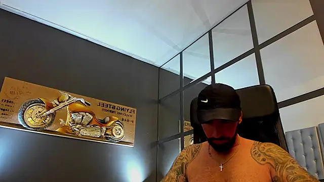 Snapshot of AronGrant chatting on July 26, 2026, 9:49 am AronGrant online show from July 26, 2026, 9:49 am