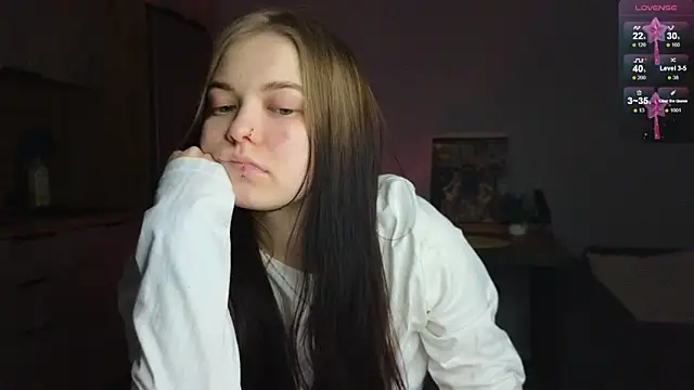 Snapshot of doll_lol_ chatting on January 29, 2025, 5:02 pm doll lol online show from January 29, 2025, 5:02 pm