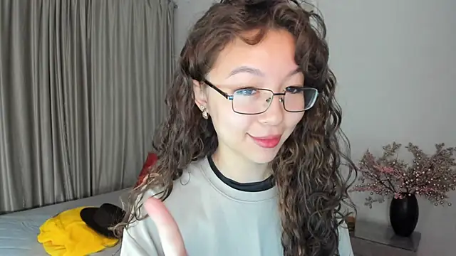 AgnieszkaBanana online show from February 4, 2025, 4:05 am