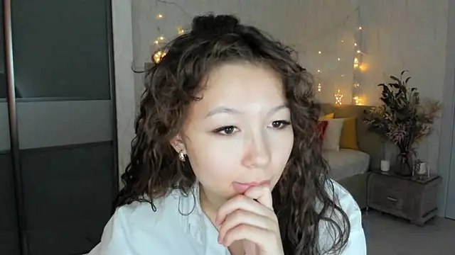 AgnieszkaBanana online show from February 7, 2025, 8:11 am