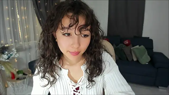 AgnieszkaBanana online show from February 14, 2025, 10:28 am