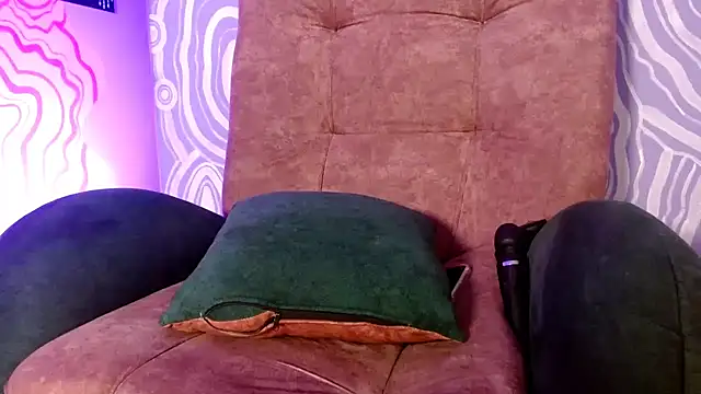 420viol3ta  online show from February 3, 2026, 2:53 am