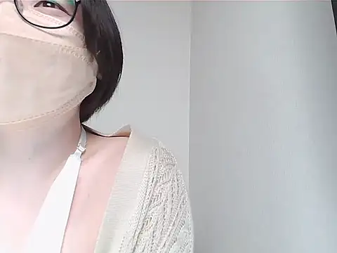 Snapshot of _NOA-chan_ chatting on April 18, 2026, 3:05 pm NOA-chan online show from April 18, 2026, 3:05 pm
