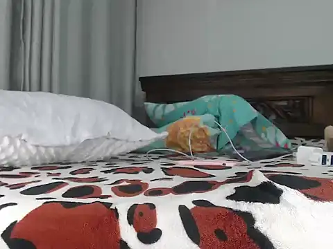 Karentatiana  online show from February 22, 2026, 1:51 am