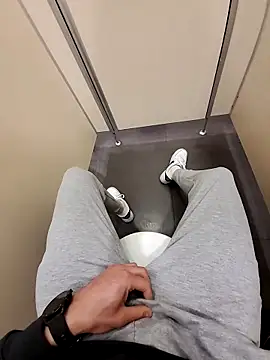 sevvvvsevvvv1 online show from February 21, 2026, 12:39 pm