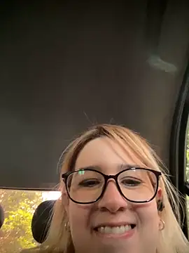 amooraaamoon online show from January 24, 2025, 3:02 pm