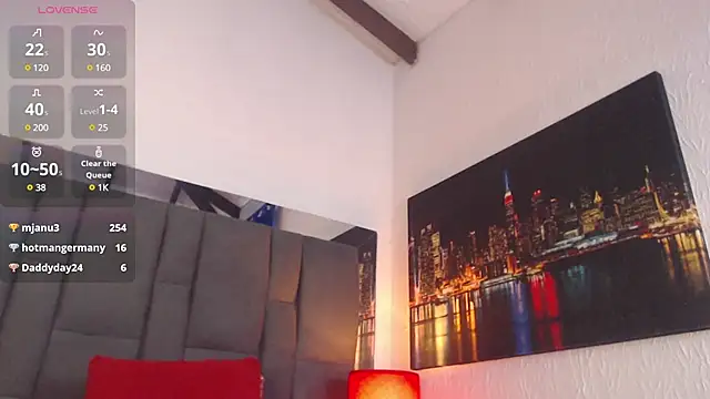 SELENA BIGBOOBS online show from January 10, 2025, 5:13 pm