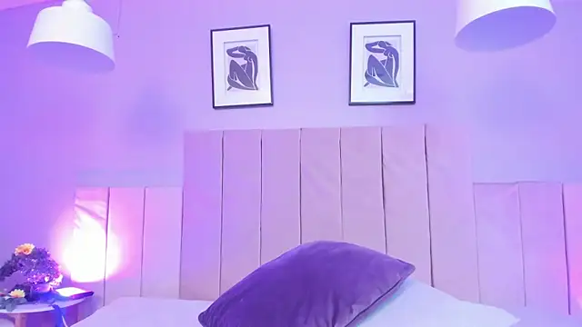 April bowie online show from February 13, 2025, 3:35 pm