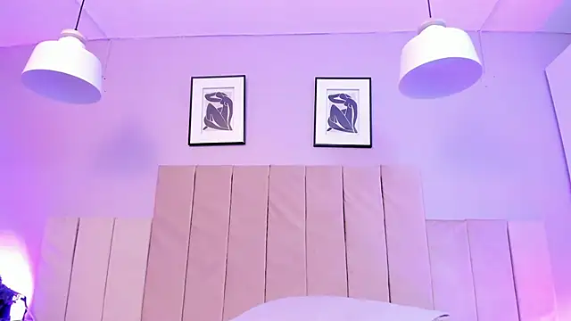 April bowie online show from February 17, 2025, 3:09 pm