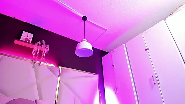 April bowie online show from March 14, 2026, 11:37 am