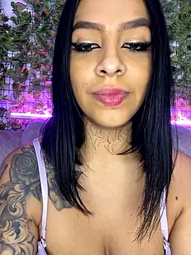 AbbyFtLuna online show from December 1, 2024, 9:26 pm