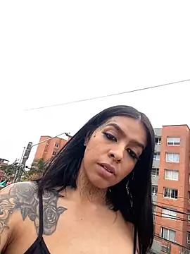 AbbyFtLuna online show from December 10, 2024, 7:32 pm