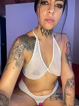 AbbyFtLuna online show from February 16, 2025, 9:05 pm