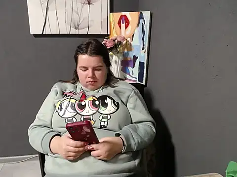 so shy online show from February 7, 2025, 10:19 am