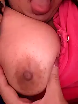 carmelasexy online show from December 18, 2025, 1:06 pm