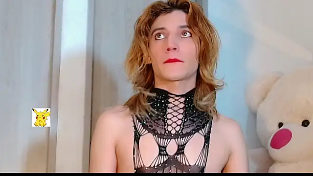 Snapshot of honey_skin chatting on March 2, 2025, 11:50 am honey skin online show from March 2, 2025, 11:50 am