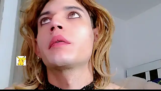 Snapshot of honey_skin chatting on March 2, 2025, 9:01 pm honey skin online show from March 2, 2025, 9:01 pm