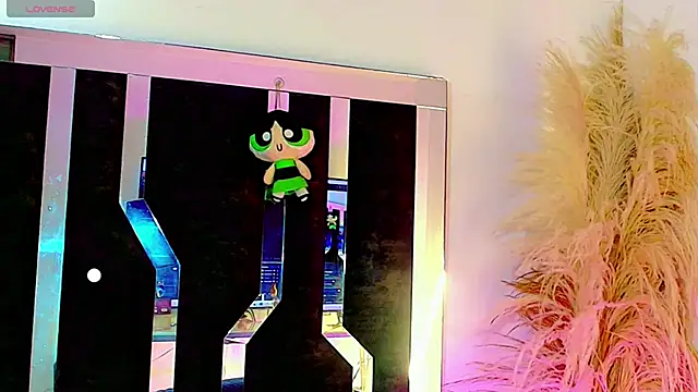 honey skin online show from April 16, 2026, 7:25 pm