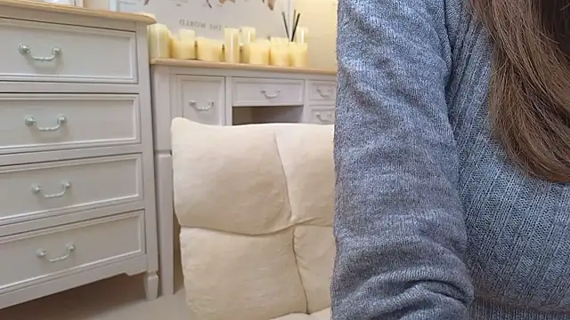 Snapshot of JP-ERENA chatting on December 23, 2025, 10:02 am JP-ERENA online show from December 23, 2025, 10:02 am