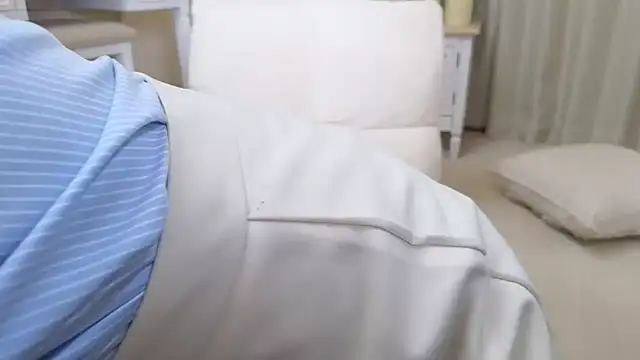 Snapshot of JP-ERENA chatting on January 8, 2026, 12:40 pm JP-ERENA online show from January 8, 2026, 12:40 pm