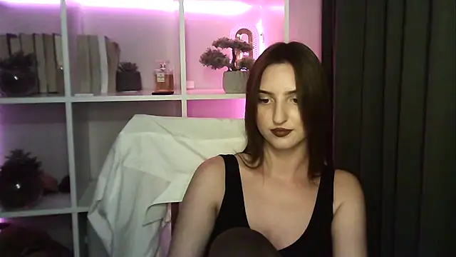 X Alisa online show from September 10, 2025, 7:25 pm