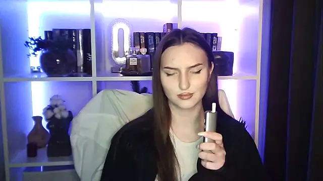 X Alisa online show from April 24, 2026, 6:43 pm