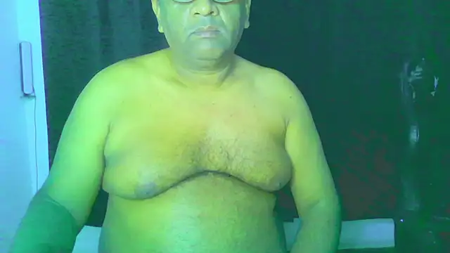 Beargryzzly online show from November 18, 2025, 8:24 pm