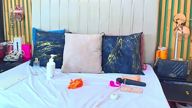 katlyn martins online show from March 13, 2025, 7:17 pm