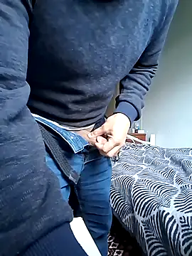 forfuntr online show from December 21, 2024, 7:03 am