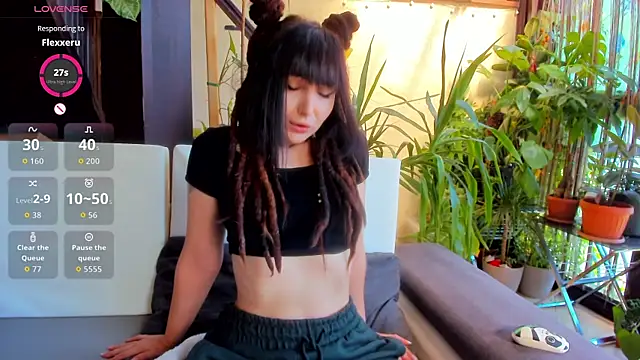 Snapshot of 1Munique chatting on September 23, 2025, 9:01 am 1Munique online show from September 23, 2025, 9:01 am