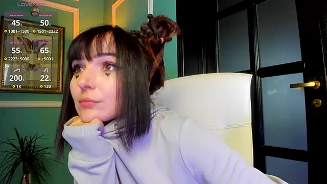 Snapshot of 1Munique chatting on September 30, 2025, 3:39 pm 1Munique online show from September 30, 2025, 3:39 pm