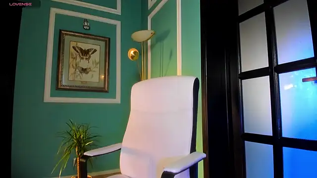 Snapshot of 1Munique chatting on October 31, 2025, 2:07 pm 1Munique online show from October 31, 2025, 2:07 pm