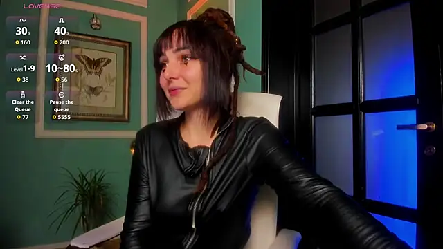 Snapshot of 1Munique chatting on November 29, 2025, 12:30 pm 1Munique online show from November 29, 2025, 12:30 pm