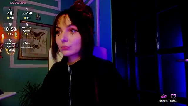 Snapshot of 1Munique chatting on December 18, 2025, 4:24 pm 1Munique online show from December 18, 2025, 4:24 pm