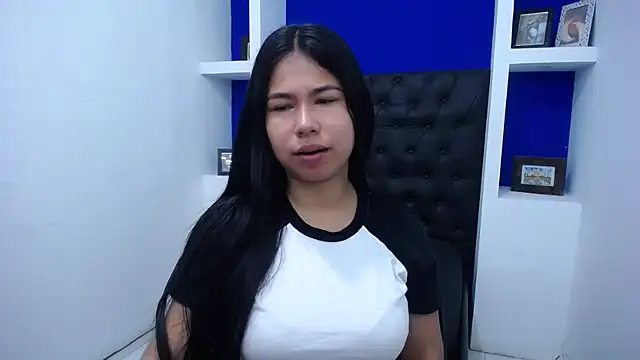 Snapshot of Letty_Plugxo chatting on January 15, 2026, 1:48 pm Letty Plugxo online show from January 15, 2026, 1:48 pm