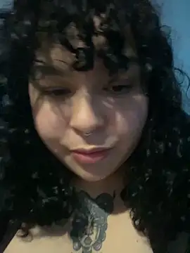 Snapshot of Kimberliprivv chatting on May 15, 2026, 9:22 pm Kimberliprivv online show from May 15, 2026, 9:22 pm