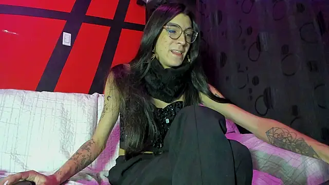 Chaminela 27 online show from February 20, 2025, 1:08 pm