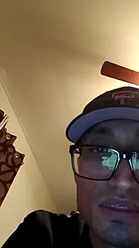 lRainbowBoy online show from February 6, 2026, 10:35 pm