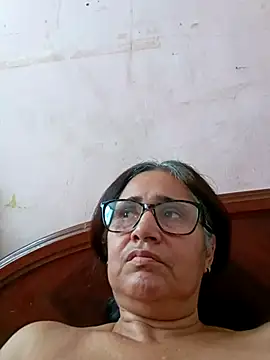  candi online show from March 2, 2025, 8:50 pm