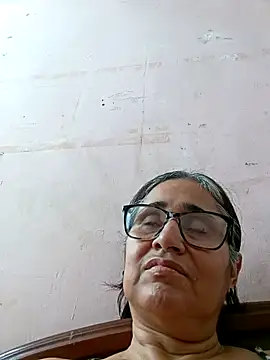  candi online show from March 7, 2025, 6:33 pm