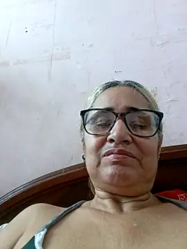  candi online show from September 9, 2025, 1:43 pm