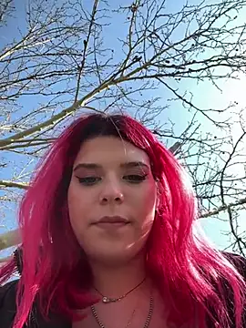 Snapshot of RiriRoseey chatting on March 10, 2025, 11:32 am RiriRoseey online show from March 10, 2025, 11:32 am