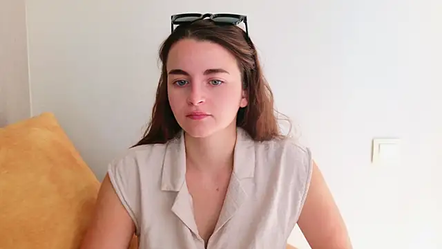 Miss Arwen online show from July 20, 2026, 6:49 am