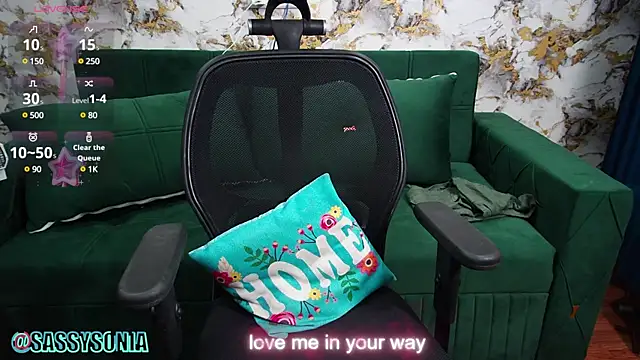 sassysonia online show from January 14, 2025, 12:14 pm