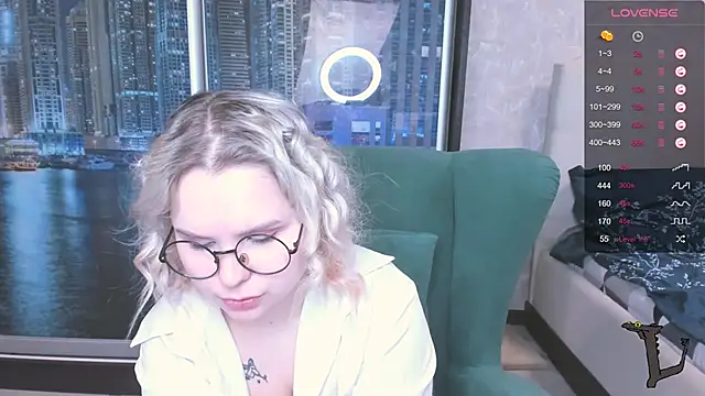 miray kuriyama123 online show from December 16, 2024, 4:05 pm